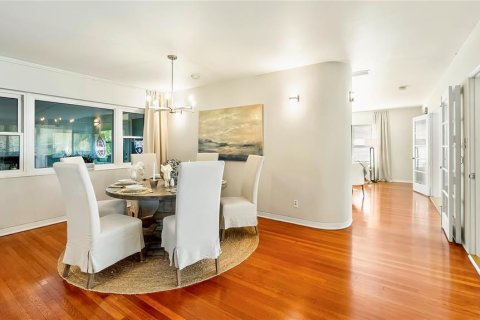 Casa en venta en Saint Petersburg, Florida, 3 dormitorios, 237.18 m2 № 1649674 - foto 20