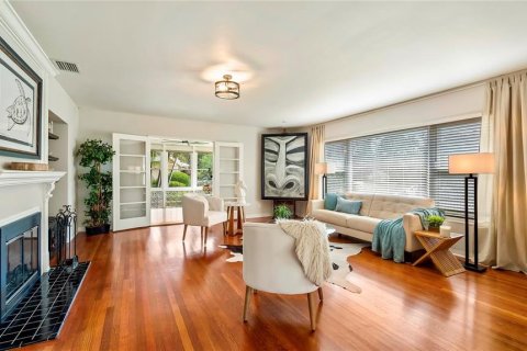 Casa en venta en Saint Petersburg, Florida, 3 dormitorios, 237.18 m2 № 1649674 - foto 21