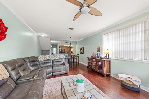 Townhouse in Oldsmar, Florida 3 bedrooms, 170.38 sq.m. № 2201348 - photo 22