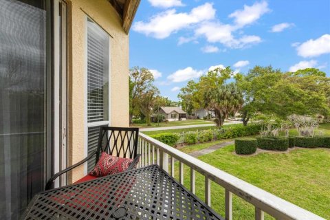 Townhouse in Oldsmar, Florida 3 bedrooms, 170.38 sq.m. № 2201348 - photo 3