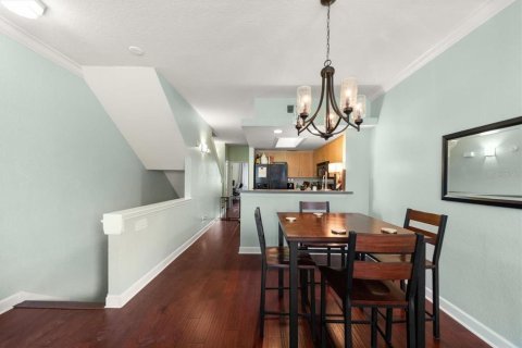 Townhouse in Oldsmar, Florida 3 bedrooms, 170.38 sq.m. № 2201348 - photo 21
