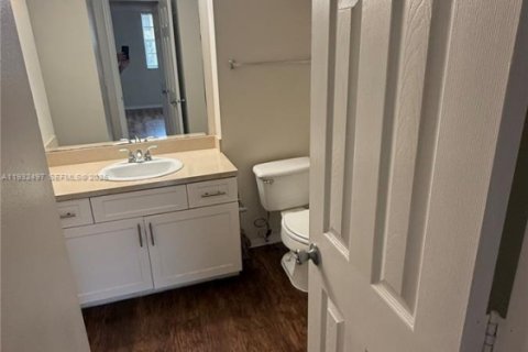 Снять в аренду кондоминиум в Пемброк-Пайнс, Флорида 1 спальня, 64.1м2, № 1991008 - фото 7