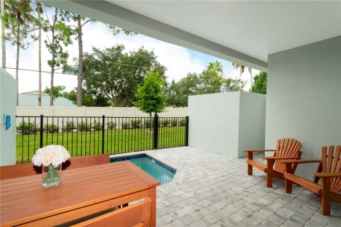 Townhouse in Kissimmee, Florida 5 bedrooms, 201.23 sq.m. № 1373097 - photo 22