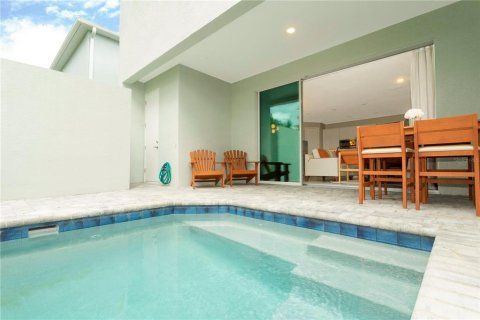 Townhouse in Kissimmee, Florida 5 bedrooms, 201.23 sq.m. № 1373097 - photo 25