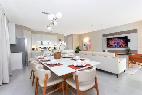 Townhouse in Kissimmee, Florida 5 bedrooms, 201.23 sq.m. № 1373097 - photo 14