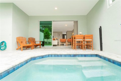 Townhouse in Kissimmee, Florida 5 bedrooms, 201.23 sq.m. № 1373097 - photo 13