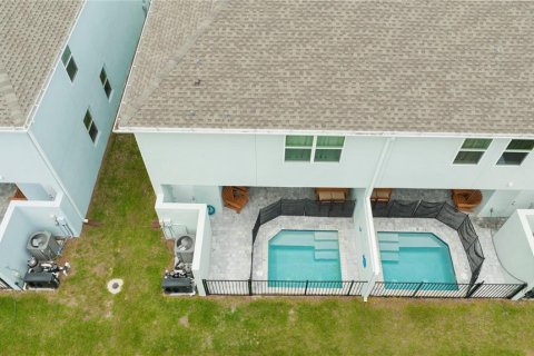 Townhouse in Kissimmee, Florida 5 bedrooms, 201.23 sq.m. № 1373097 - photo 26