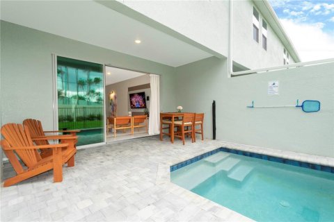 Townhouse in Kissimmee, Florida 5 bedrooms, 201.23 sq.m. № 1373097 - photo 24