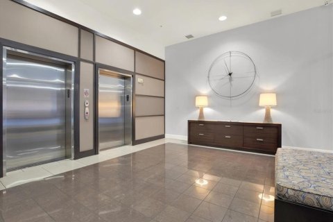 Copropriété à vendre à Tampa, Floride: 2 chambres, 147.71 m2 № 1744865 - photo 5