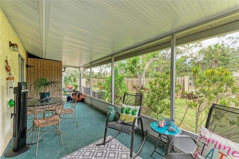 Condo in Sarasota, Florida, 2 bedrooms  № 1548892 - photo 27