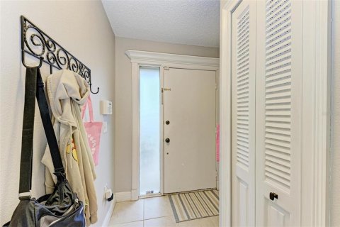Condo in Sarasota, Florida, 2 bedrooms  № 1548892 - photo 5
