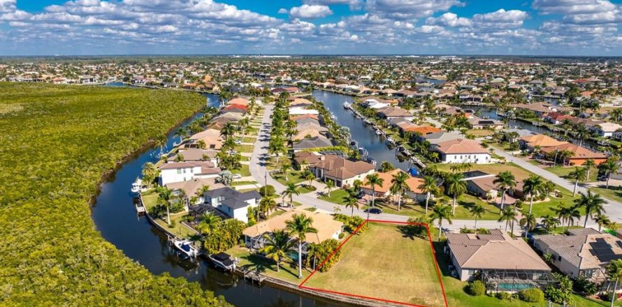 Land in Punta Gorda, Florida № 2139379