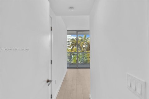 Copropriété à louer à Bay Harbor Islands, Floride: 3 chambres, 213.68 m2 № 2046140 - photo 28