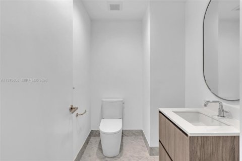 Copropriété à louer à Bay Harbor Islands, Floride: 3 chambres, 213.68 m2 № 2046140 - photo 6