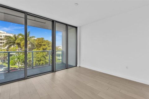 Copropriété à louer à Bay Harbor Islands, Floride: 3 chambres, 213.68 m2 № 2046140 - photo 30