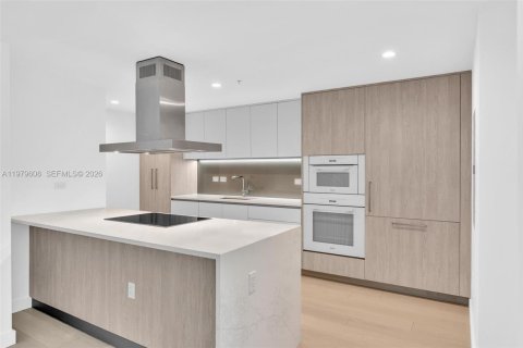 Copropriété à louer à Bay Harbor Islands, Floride: 3 chambres, 213.68 m2 № 2046140 - photo 7