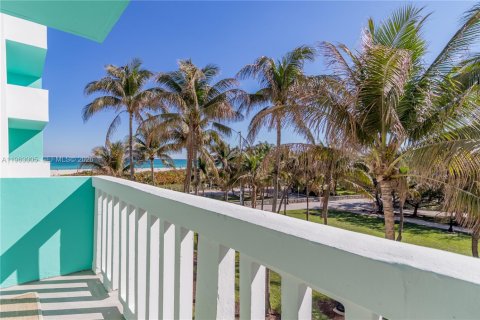 Condo in Miami Beach, Florida, 1 bedroom  № 2026621