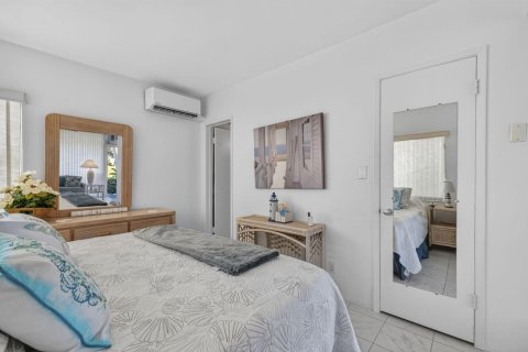 Купить кондоминиум в Хиллсборо-Бич, Флорида 3 комнаты, 53.42м2, № 2182777 - фото 20