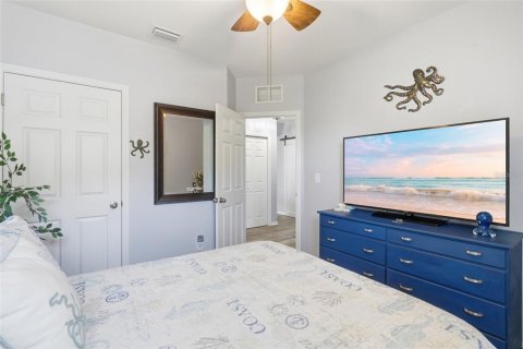 House in Punta Gorda, Florida 3 bedrooms, 163.32 sq.m. № 2205541 - photo 22