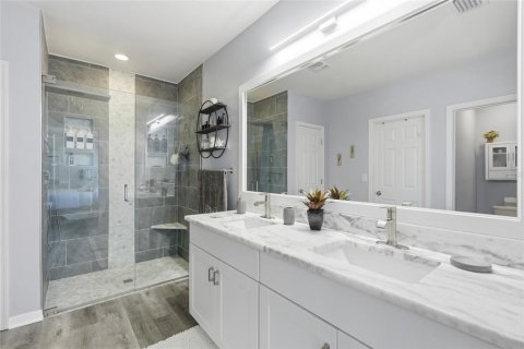 House in Punta Gorda, Florida 3 bedrooms, 163.32 sq.m. № 2205541 - photo 20