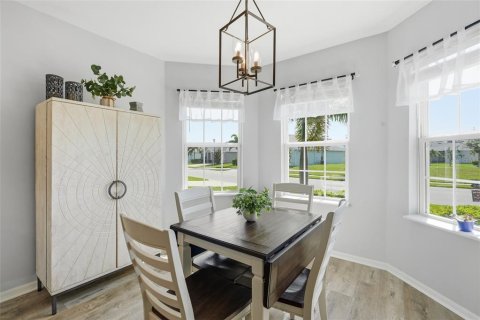 House in Punta Gorda, Florida 3 bedrooms, 163.32 sq.m. № 2205541 - photo 16
