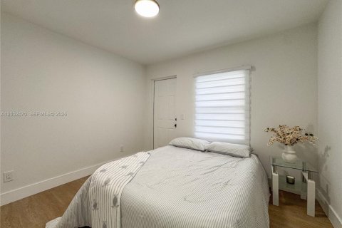 Immobilier commercial à vendre à Miami, Floride: 92.9 m2 № 2262943 - photo 16