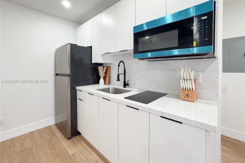 Immobilier commercial à vendre à Miami, Floride: 92.9 m2 № 2262943 - photo 8