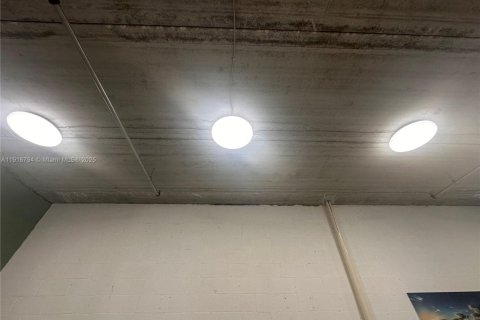Купить коммерческую недвижимость в Майами-Гарденс, Флорида № 1972787 - фото 10