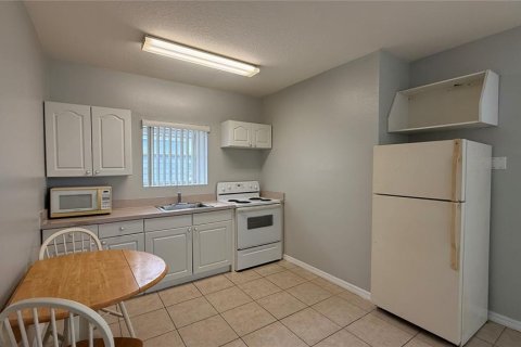 Touwnhouse à louer à Davenport, Floride: 1 chambre, 55.74 m2 № 2258385 - photo 5