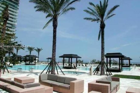 Copropriété à louer à Hallandale Beach, Floride: 2 chambres, 144.37 m2 № 1708785 - photo 2