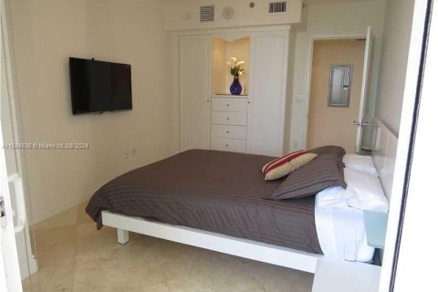 Copropriété à louer à Hallandale Beach, Floride: 2 chambres, 144.37 m2 № 1708785 - photo 11