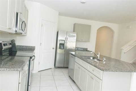 House in Sanford, Florida 5 bedrooms, 243.96 sq.m. № 2275467 - photo 20