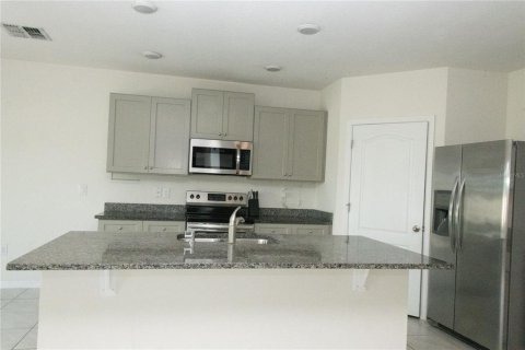 House in Sanford, Florida 5 bedrooms, 243.96 sq.m. № 2275467 - photo 28