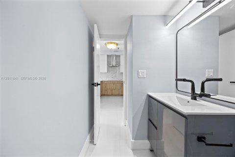 Copropriété à vendre à Aventura, Floride: 1 chambre, 84.82 m2 № 2075076 - photo 23