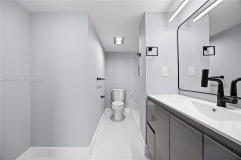 Copropriété à vendre à Aventura, Floride: 1 chambre, 84.82 m2 № 2075076 - photo 17