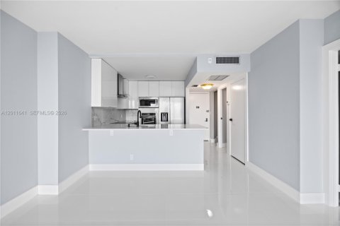 Copropriété à vendre à Aventura, Floride: 1 chambre, 84.82 m2 № 2075076 - photo 10
