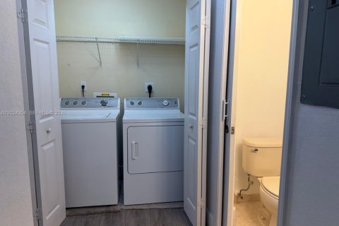 Copropriété à vendre à Doral, Floride: 3 chambres, 116.69 m2 № 2084814 - photo 7