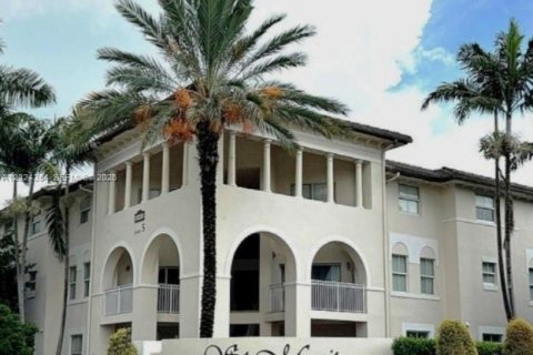 Condo à Doral, Floride, 3 chambres  № 2084814
