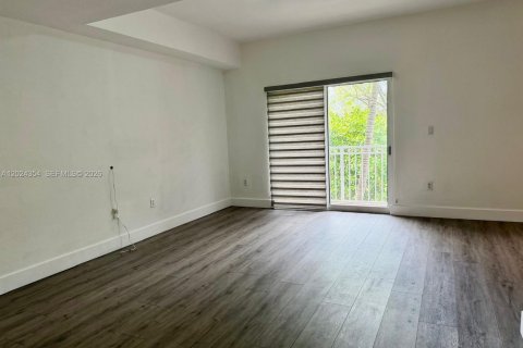 Copropriété à vendre à Doral, Floride: 3 chambres, 116.69 m2 № 2084814 - photo 4