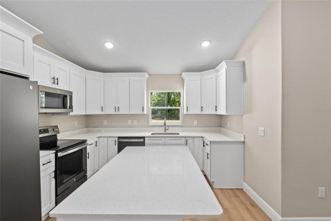 House in Summerfield, Florida 4 bedrooms, 166.95 sq.m. № 1744542 - photo 18