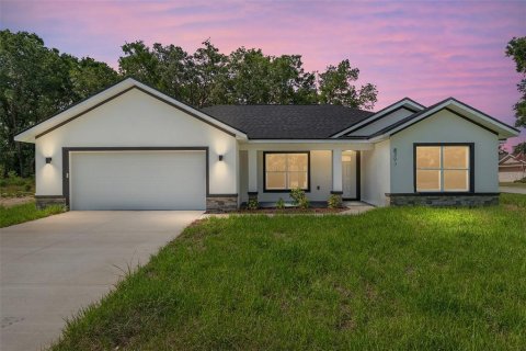 House in Summerfield, Florida 4 bedrooms, 166.95 sq.m. № 1744542 - photo 1