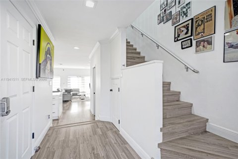 Adosado en venta en Aventura, Florida, 2 dormitorios, 127.83 m2 № 2152731 - foto 27