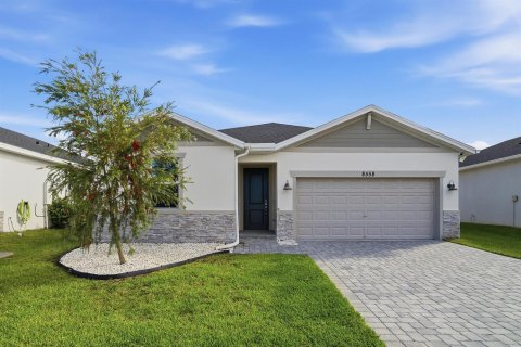 Villa ou maison à Port St. Lucie, Floride 4 chambres, 177.26 m2 № 2146275