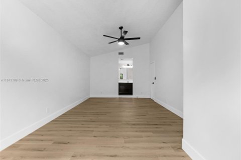 Casa en venta en North Lauderdale, Florida, 3 dormitorios, 133.97 m2 № 1836191 - foto 11