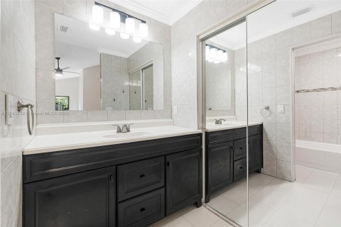 Casa en venta en North Lauderdale, Florida, 3 dormitorios, 133.97 m2 № 1836191 - foto 15