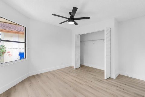 Casa en venta en North Lauderdale, Florida, 3 dormitorios, 133.97 m2 № 1836191 - foto 16
