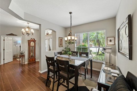 House in Kissimmee, Florida 4 bedrooms, 227.8 sq.m. № 1803406 - photo 10