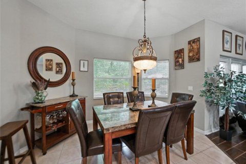 House in Kissimmee, Florida 4 bedrooms, 227.8 sq.m. № 1803406 - photo 11
