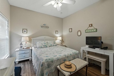 House in Kissimmee, Florida 4 bedrooms, 227.8 sq.m. № 1803406 - photo 18