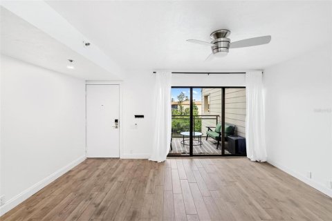 Condominio en venta en Sarasota, Florida, 2 dormitorios, 117.43 m2 № 1843966 - foto 6